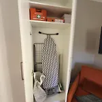 Orange Flat By Grazrentals Design 72m2 & Free Parking *