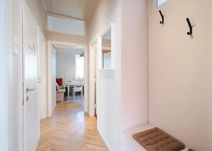 Orange Flat By Grazrentals Design 72m2 & Free Parking Appartement *